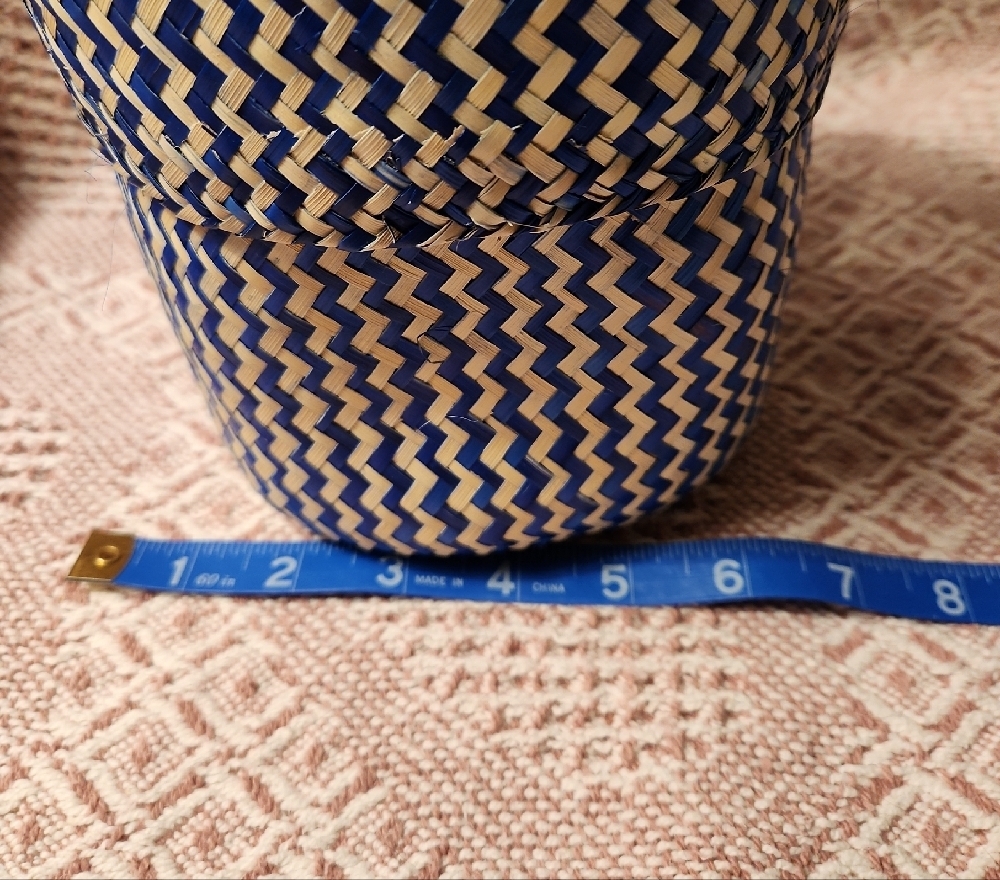 Globein Handwoven Basket - Picture 6 of 7